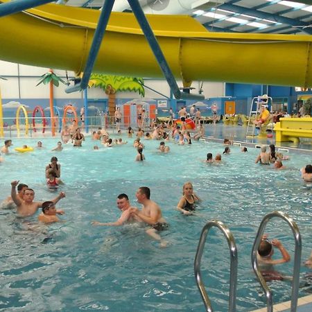 Golden Palm Resort - Appleby - Coastal Caravan Breaks チャペル・セント・レオナルズ エクステリア 写真